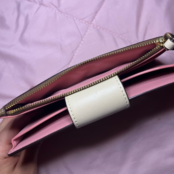 Floral Coach Wallet - Picture 2 of 4